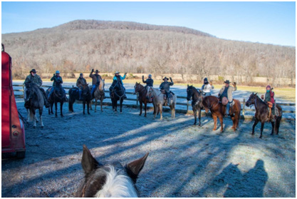Buffalo River BCHA members leave Boxley on a frosty morning